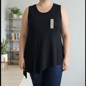 Black Sleeveless  MELISSA PAIGE Asymmetrical Hem Top